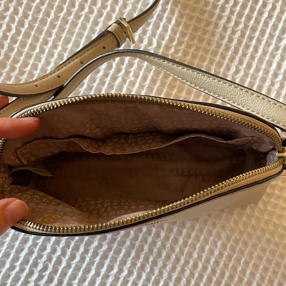 Kate Spade Peggy Patterson Drive Cream Leather Crossbody Purse - Picture 4 of 4